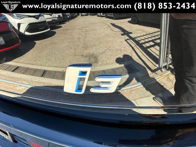 2016 BMW i3 Base w/Range Extender