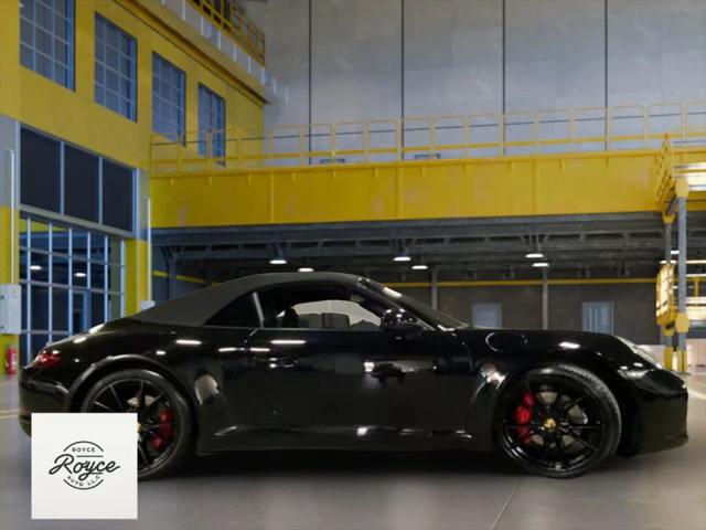 2018 Porsche 911 Carrera