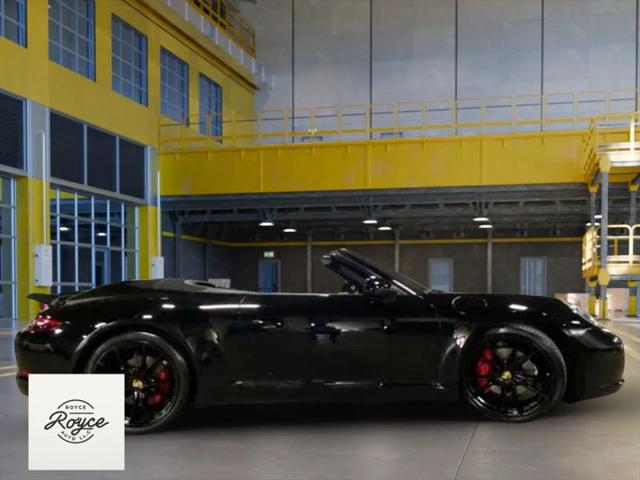 2018 Porsche 911 Carrera