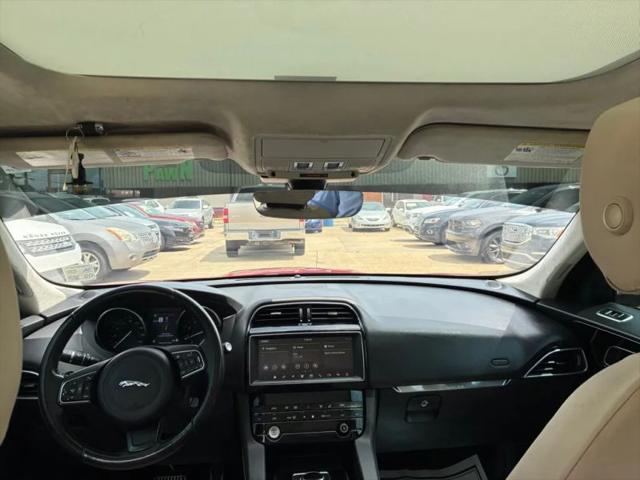 2019 Jaguar F-PACE 25t Premium