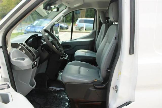 2018 Ford Transit w/Sliding Side Door w/RWB