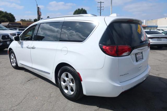 2017 Chrysler Pacifica Touring-L Plus