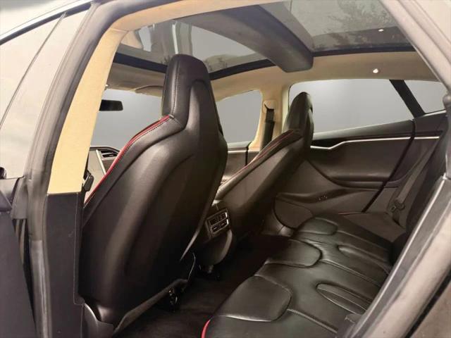 2013 Tesla Model S Performance