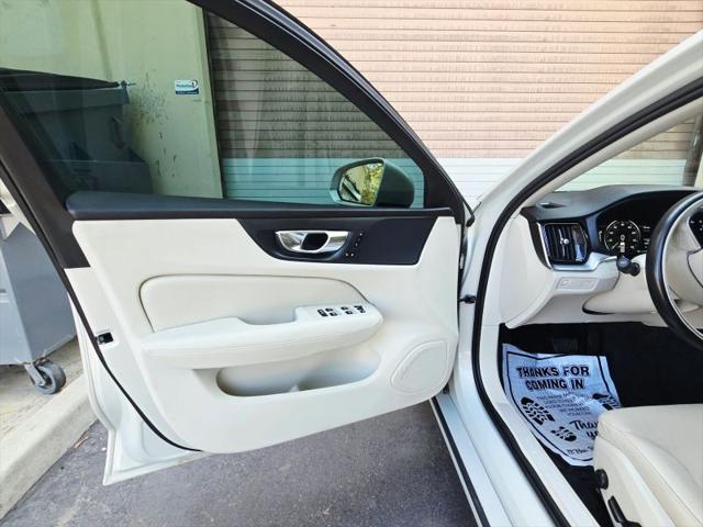 2019 Volvo S60 T6 Momentum