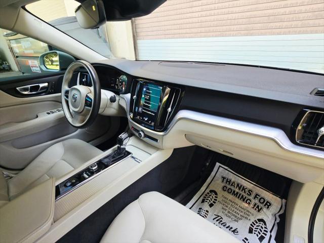 2019 Volvo S60 T6 Momentum