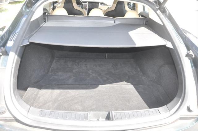 2014 Tesla Model S 85
