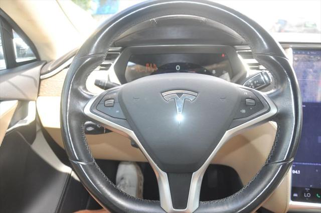 2014 Tesla Model S 85