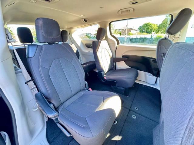 2017 Chrysler Pacifica Touring