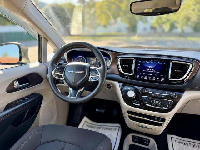 2017 Chrysler Pacifica Touring