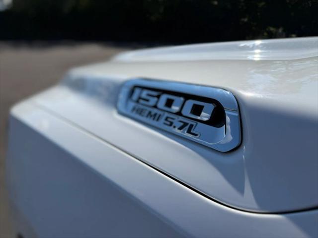 2019 Ram 1500 Big Horn/Lone Star Crew Cab 4x4 57 Box