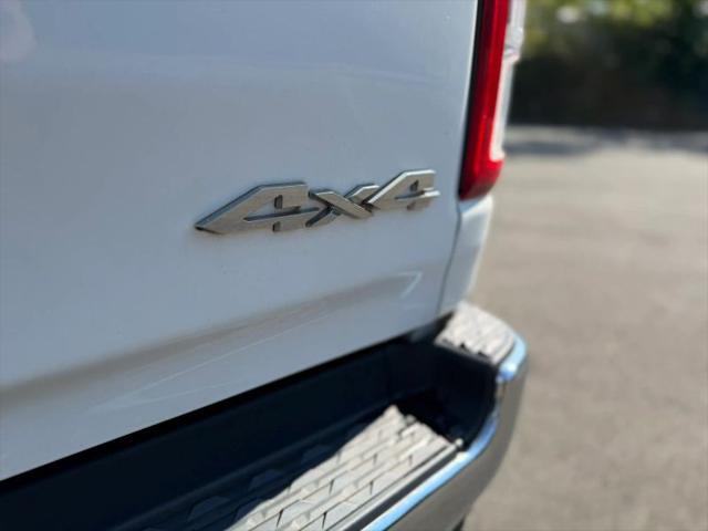 2019 Ram 1500 Big Horn/Lone Star Crew Cab 4x4 57 Box