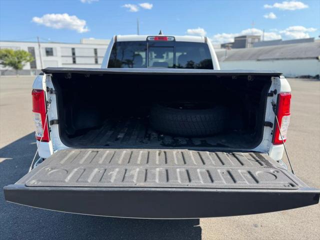 2019 Ram 1500 Big Horn/Lone Star Crew Cab 4x4 57 Box