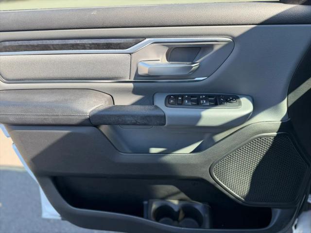 2019 Ram 1500 Big Horn/Lone Star Crew Cab 4x4 57 Box