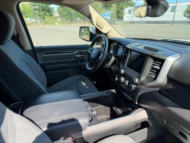 2019 Ram 1500 Big Horn/Lone Star Crew Cab 4x4 57 Box