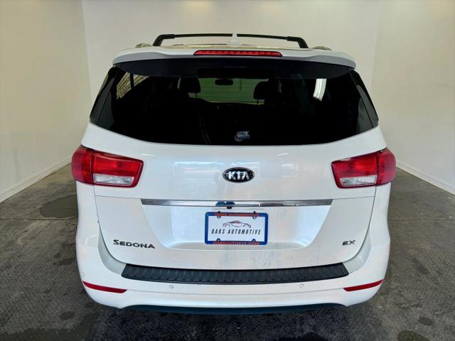 2016 Kia Sedona EX