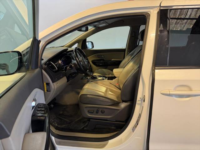 2016 Kia Sedona EX