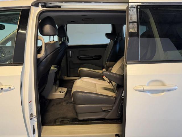 2016 Kia Sedona EX