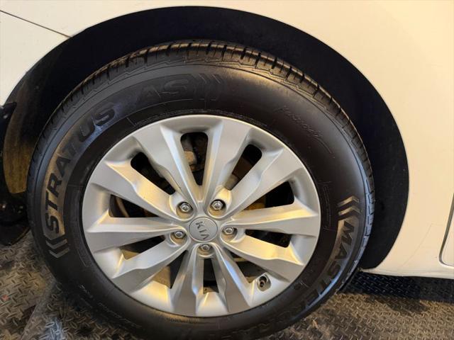 2016 Kia Sedona EX