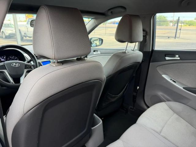2012 Hyundai Accent GS