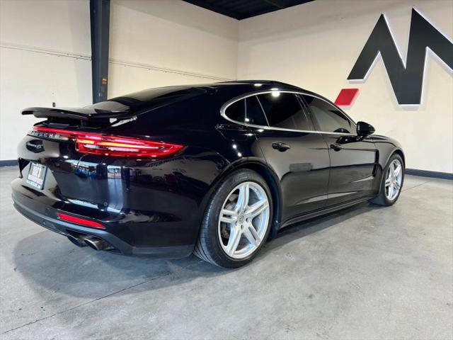 2018 Porsche Panamera 4S