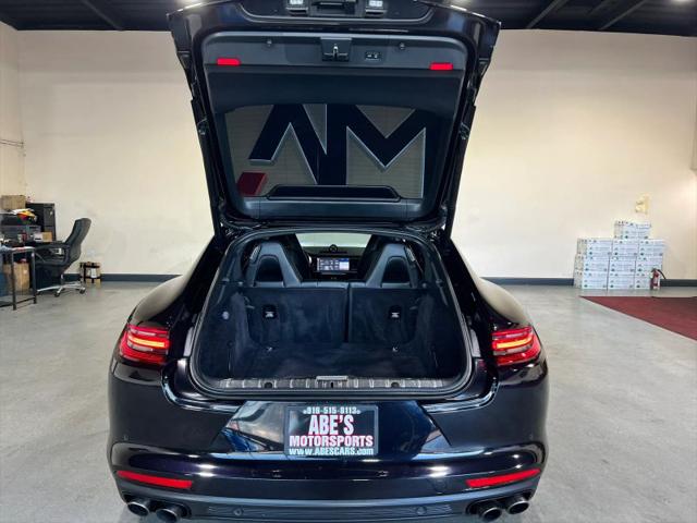 2018 Porsche Panamera 4S