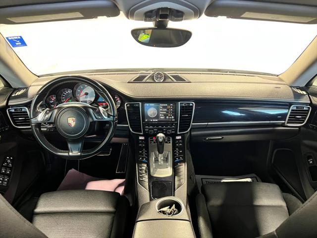 2015 Porsche Panamera 4S