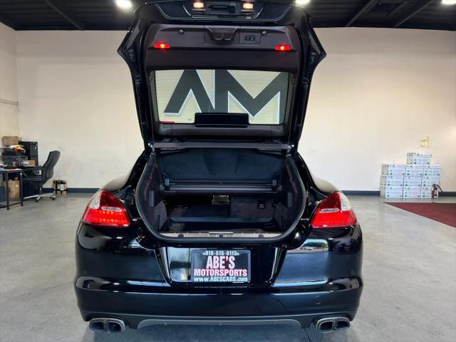 2012 Porsche Panamera Base