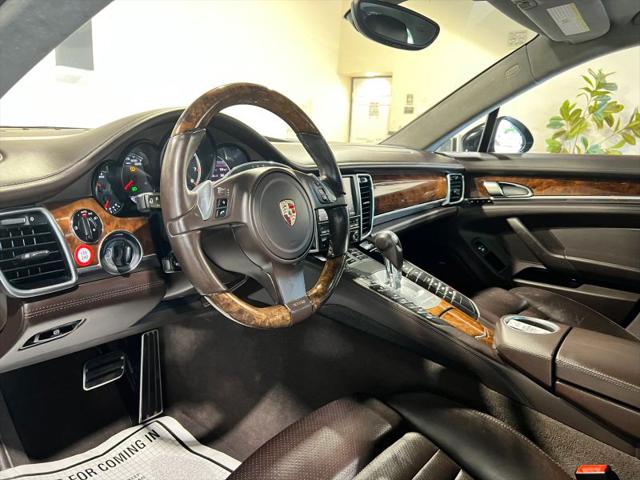 2012 Porsche Panamera Base