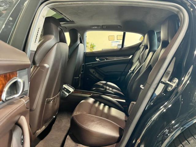 2012 Porsche Panamera Base