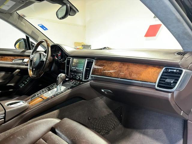 2012 Porsche Panamera Base