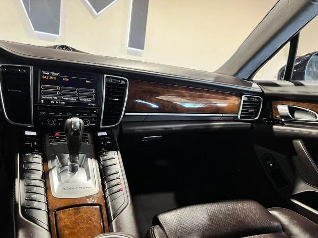 2012 Porsche Panamera Base
