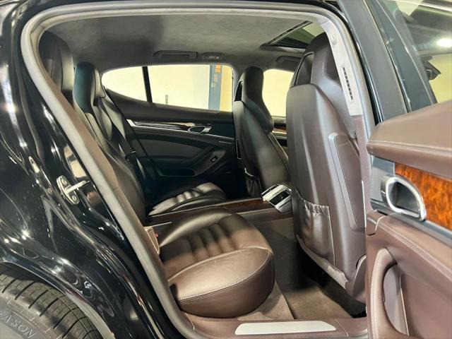 2012 Porsche Panamera Base