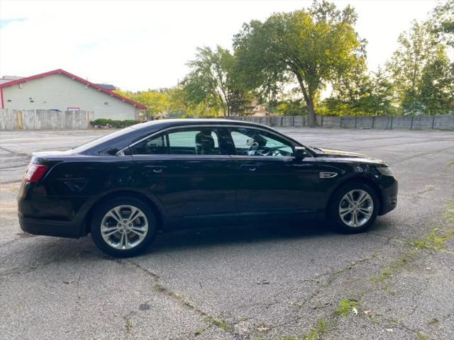 2014 Ford Taurus SEL