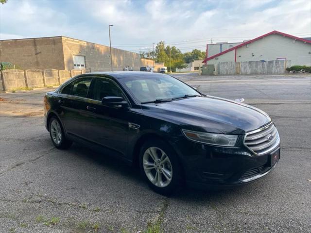 2014 Ford Taurus SEL