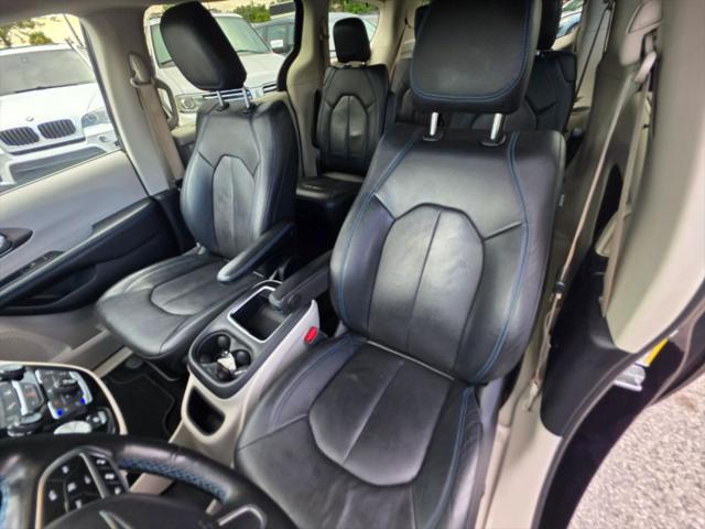 2021 Chrysler Pacifica Touring L