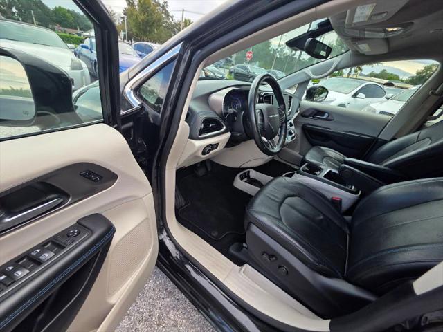 2021 Chrysler Pacifica Touring L