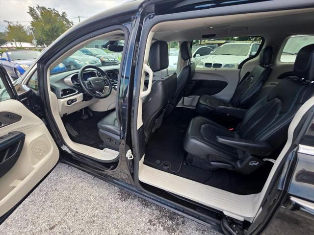 2021 Chrysler Pacifica Touring L