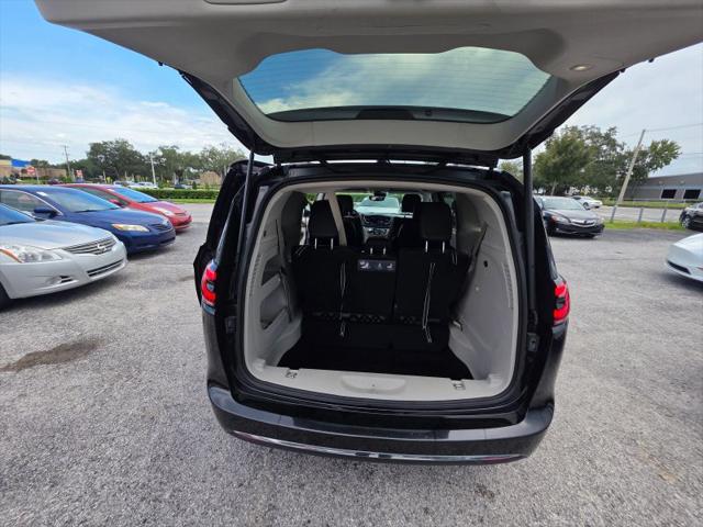 2021 Chrysler Pacifica Touring L