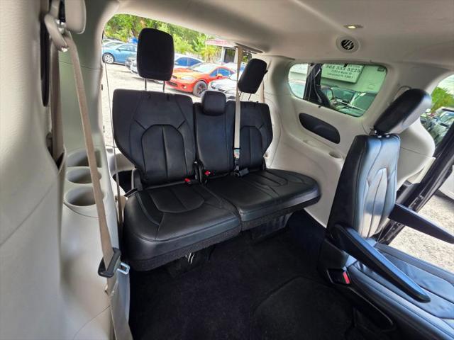 2021 Chrysler Pacifica Touring L