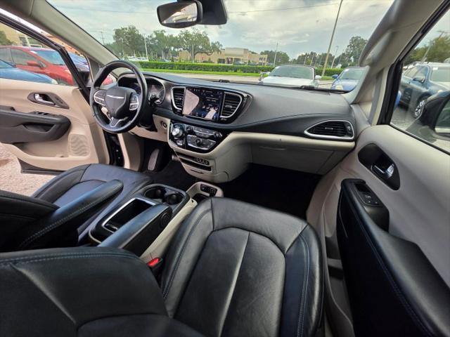 2021 Chrysler Pacifica Touring L