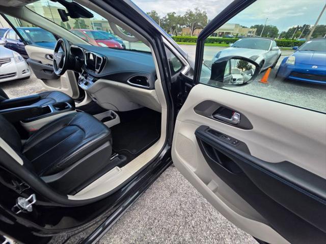 2021 Chrysler Pacifica Touring L
