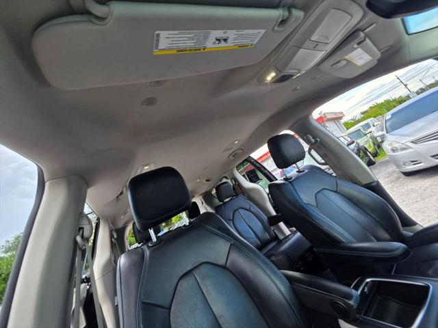2021 Chrysler Pacifica Touring L