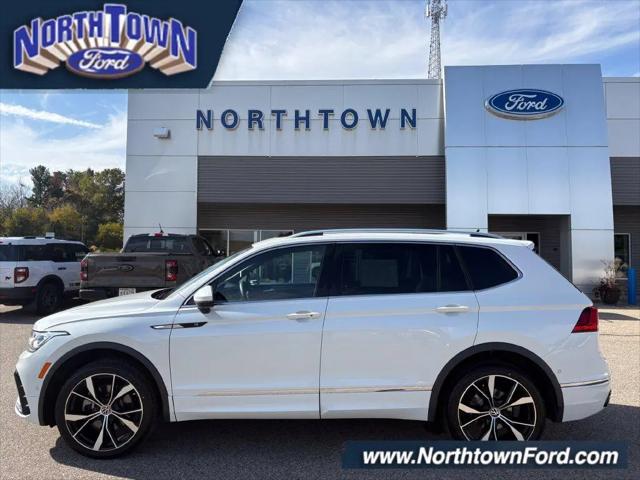 2022 Volkswagen Tiguan SEL R-Line for sale in Menomonie, WI