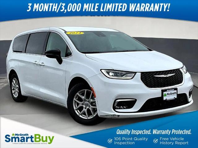 2024 Chrysler Pacifica Touring L for sale in Davenport, IA