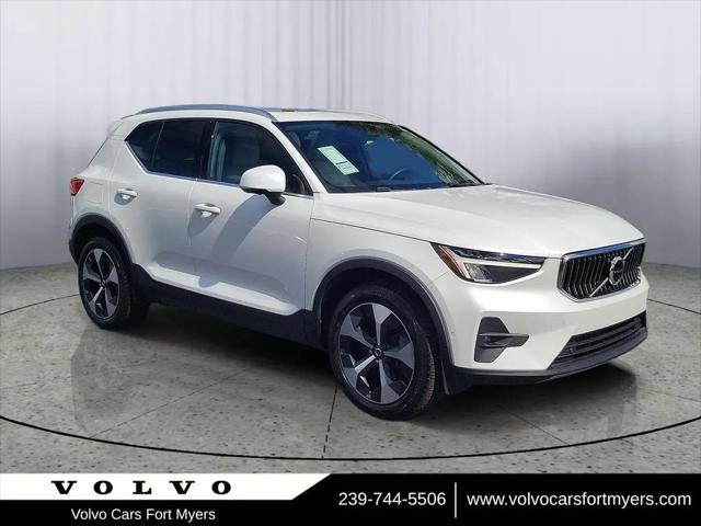2025 Volvo XC40 B5 Plus Bright Theme for sale in Fort Myers, FL