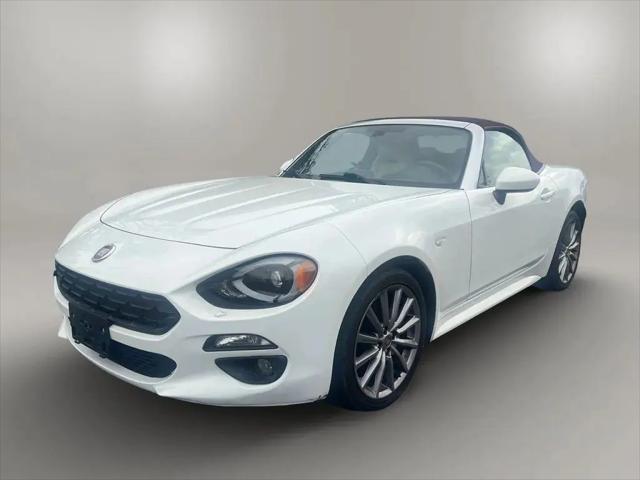 2018 Fiat 124 Spider Lusso Red Top Edition for sale in Toms River, NJ