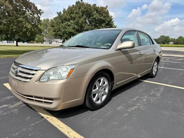 2005 Toyota Avalon XL for sale in Decatur, IL