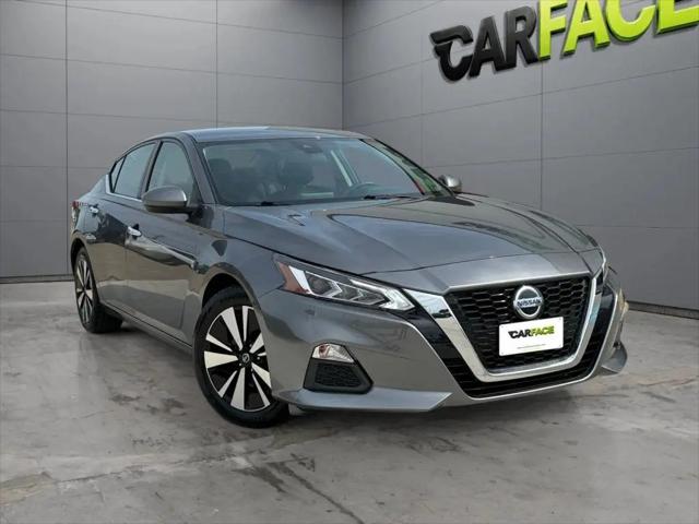 2021 Nissan Altima SV FWD for sale in Parma, OH
