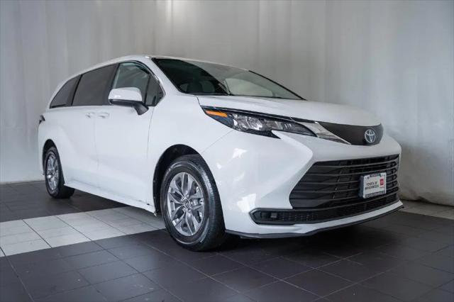 2025 Toyota Sienna LE for sale in Woodbridge, VA