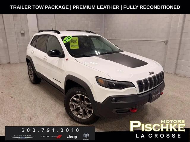 2022 Jeep Cherokee Trailhawk 4x4 for sale in La Crosse, WI